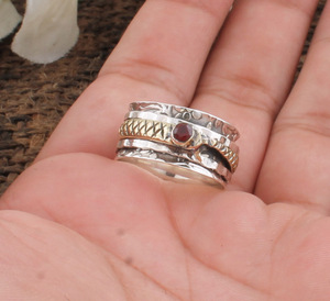 แหวนโกเมนสีแดงธรรมชาติ เงินแท้ 925 แหวนโกเมนแท้จากโมซัมบิกสำหรับผู้หญิง เครื่องประดับประจำเดือนมกราคม ขายส่ง - Product Image 6