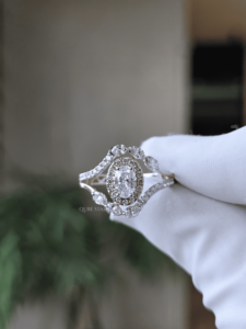 Oval Cut Lab Grown Diamond Halo <b>Ring</b> 0.90 Ct Gold <b>Split</b> Shank Floral Cluster Engagement Anniversary Fine Jewelry for Women - Product Image 2