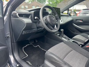 For Corolla Hybrid TS Teamplayer 2.0 Technik Package Wagon Hybrid Electric Car 2024 Automatic LED Lights Left Hand Drive - Product Image 4