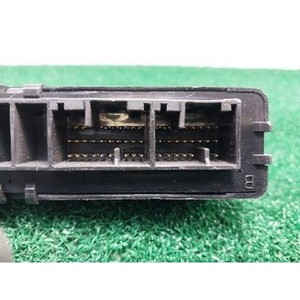 ES a utilisé des ECU et des modules informatiques 8954033301 - Product Image 5