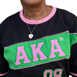 Camiseta Deportiva AKA Premium Jersey Negra, Verde y Rosa de Manga Corta para Mujer, Estilo Griego Informal - Product Image 5