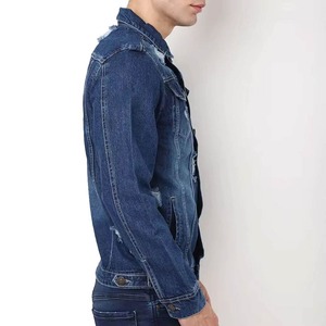 Veste en jean pour homme fabriquée par un fabricant professionnel, nouveau design, style streetwear d'hiver, logo sur le devant, veste en jean pour homme - Product Image 2