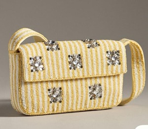 Bolso de Mano Tipo Clutch con Cuentas, Rayas y Pedrería, Amarillo y Blanco, para Mujer, en Poliéster/Algodón/Metalizado, Accesorios de Moda - Product Image 1