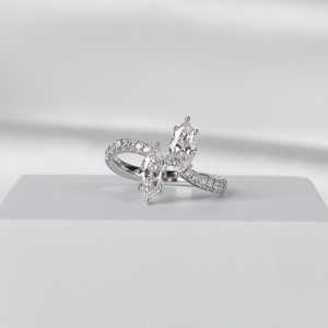 แหวนเพชรทรงมาร์คีส์ประดับมอยส์ซาไนต์ระยิบระยับ สำหรับผู้หญิง เงินแท้ 925 ของแท้ ของขวัญแทนคำมั่นสัญญา "คุณและฉัน" สำหรับคู่รัก - Product Image 1