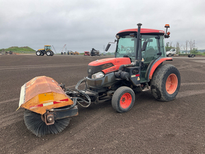 Tracteur balayeuse L5240 – Équipement Premium Prêt à l'Exportation – Fourniture en Gros Robuste - Product Image 5