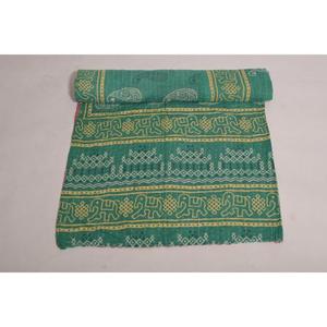 Couverture Kantha indienne vintage faite à la main, imprimée de motifs floraux, en coton, écologique, style bohème, réversible - Product Image 3