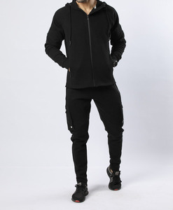 Trajes Deportivos de Alta Calidad para Hombre, Traje Deportivo Moderno de Corte Ajustado con Combinación de Colores para Entrenamiento - Product Image 1