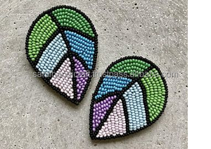 Boucles d'oreilles désert perles de rocaille brodées Boucles d'oreilles oasis brodées - Product Image 3