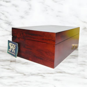 Boîte en bois peinte à la main de luxe exquise avec doublure en velours bleu pour des souvenirs élégants de bijoux de décoration et d'artisanat en bois - Product Image 3