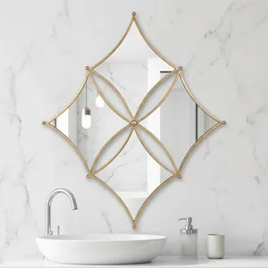 Miroir mural décoratif en laiton de forme diamant, design artisanal moderne, pour salle de bain, mariage, 15,25x21 pouces - Product Image 1
