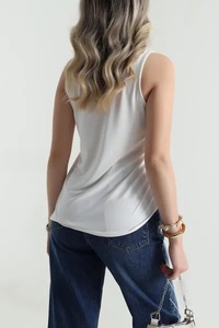 เสื้อกล้ามผู้หญิง Ever Glow รุ่น Eco-Friendly ป้องกันขนร่วง แห้งเร็ว ไซส์ใหญ่ คอกลม สวมใส่สบาย ระบายอากาศได้ดี เหมาะสำหรับฤดูร้อน ผลิตจากผ้าโพลีเอสเตอร์เจอร์ซีย์ - Product Image 6