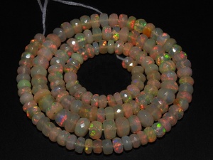 Opale éthiopienne naturelle faite à la main Rondelle multi feu à facettes 8 pouces 4-7MM environ pierre lâche fabrication de bijoux troisième - Product Image 3