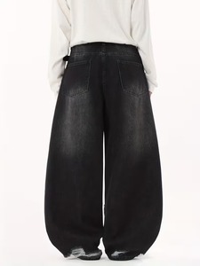 Jean large noir unisexe style rétro américain, clouté et vieilli, tendance streetwear hip-hop, polyvalent - Product Image 6