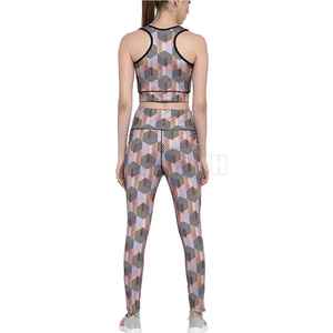 Custom Design Yoga Set in Wholesale Price Yoga Set Quick Dry Workout Best Material Yoga Set High Quality Customized Low - Product Image 2
