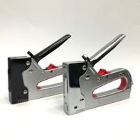 Pistola de Clavos y Grapas Manual 5 en 1 de Alta Resistencia para Bricolaje y Uso Industrial en Madera/Construcción/Muebles