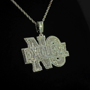 Collier Pendentif Homme Iced Out en Moissanite Ronde et Diamant, Argent Sterling 925, Chaîne Cubaine Statement, Bijoux Hip Hop - Product Image 2