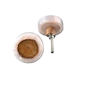 Boutons en résine au design tendance, boutons en résine et bois, boutons de meuble en résine, boutons de tiroir en résine, boutons en bois à prix très abordable - Product Image 1