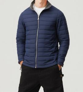 Chaqueta Acolchada con Capucha Personalizada para Hombre, Ropa de Invierno Cálida, Producción al por Mayor - Product Image 4