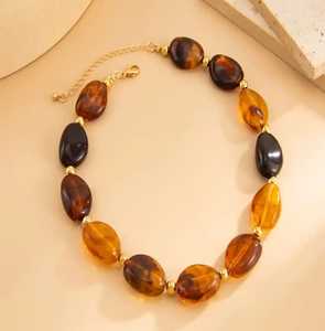 สร้อยคอเรซิ่นทำมือ รุ่น MNE-1175 จาก Vintage MN EXPORTS ประดับลูกปัดสีอำพันทรงกลม สำหรับผู้หญิง เหมาะสำหรับงานปาร์ตี้ ของขวัญเครื่องประดับ - Product Image 1