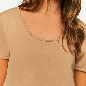 Ensembles d'été pour femmes 2025 – Tenue de sport 2 pièces personnalisable avec logo – Haut court et short – Service OEM - Product Image 2