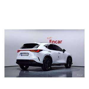 Lexus NX Premium 2024 con Cámara Trasera, Asientos de Cuero, Volante a la Izquierda - 23,494 km, Modelo 2024/12 - Product Image 2