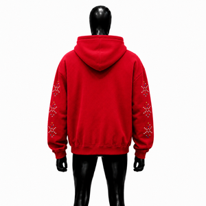 Sweat à capuche zippé premium rouge orné de strass, texturé et embossé, style streetwear, avec manches cloutées de cristaux multicolores - Product Image 2