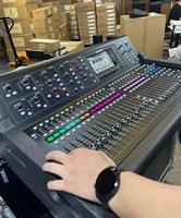 Mezclador Digital Midas M32 Live M32, 32 Canales de Entrada con Preamplificadores Midas, Equipo de Escenario, Equipo de Sonido