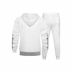 ชุดวอร์มกีฬาผู้ชายดีไซน์ใหม่ ชุดลำลอง 2 ชิ้น ไซส์ใหญ่ ลายพิมพ์ สีสันตัดกัน เสื้อฮู้ด กางเกงขายาว สำหรับฤดูหนาว - Product Image 6