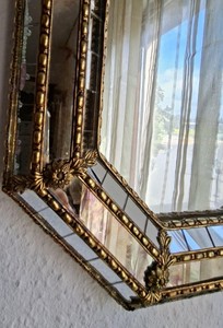 Miroir mural – laiton, mosaïque de verre et décor floral - Product Image 3
