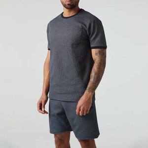 Conjunto de Dos Piezas de Verano para Hombre de Alta Calidad, Ropa Deportiva de Poliéster/Algodón, Transpirable, de Secado Rápido, Estilo Casual y Urbano, Personalizable - Product Image 3