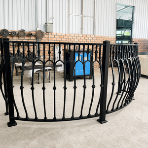 Diseños de barandillas de balcón de hierro forjado personalizados para transformar el exterior de su hogar con una elegancia y seguridad inigualables - Product Image 1