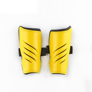 Espinilleras de Fútbol Profesionales Ecológicas, Protección de Fibra de Vidrio y Carbono, Correa Segura para Futbolistas Competitivos - Product Image 2