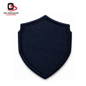 Écussons tissés professionnels personnalisés pour clubs sportifs, formes sur mesure, bordures durables, production en gros, délai de livraison rapide, fabricant - Product Image 3