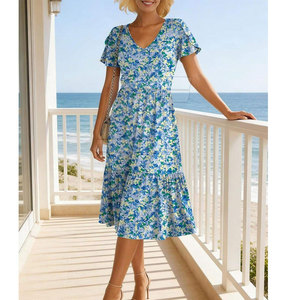 Robe de plage d'été tropicale pour femme, imprimée, coupe ample, légère, style décontracté, idéale pour les vacances. - Product Image 2