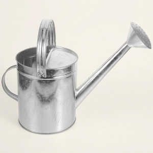 Customized Galvanized Metal Watering Can Durable Rustic <b>Garden</b> Watering Tools Wholesale Handcrafted Iron Water Can In Good Price - Product Image 4
