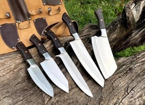 Juego de Cuchillos de Chef de Cinco Piezas Hechos a Mano con Diseño Vikingo, Cuchillos de Acero Inoxidable Ambidiestros con Mangos de Madera y Bolsa de Cuero Enrollable - Product Image 5