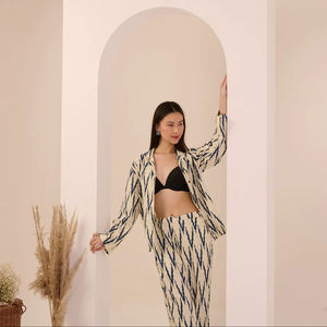 Conjunto de Pijama para Mujer, 100% Algodón, Estampado de Corazones Rosados, Suave, Transpirable, de Secado Rápido, ODM, Informal, para Otoño, Verano y Primavera - Product Image 1