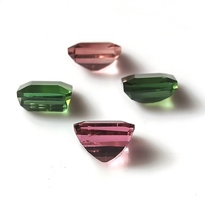 Ensemble de tourmalines zambiennes multicolores pastel naturelles, 6,25 carats au total, taille émeraude 7x6 mm, 4 pierres précieuses calibrées en vrac - Product Image 4