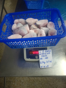สเต็กปลาแพนกาซิอุสแช่แข็ง IQF เกรด A จากเวียดนาม จำหน่ายแบบขายส่ง อายุการเก็บรักษา 24 เดือน - Product Image 4