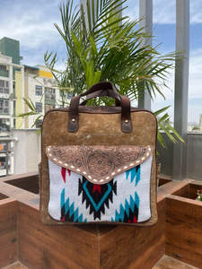 Nouveau élégant mode chaude véritable sacs à dos en cuir de fourrure de vachette usiné à la main élégant sculpture sacs à dos en cuir sacs à dos de Style occidental - Product Image 3