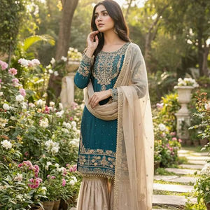 Kurti de Seda GMY Pura con Bordado de Lentejuelas y Adornos de Remaches, Conjunto Completo con Plazzo Completamente Cosido y Dupatta de Encaje - Product Image 1