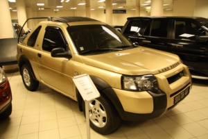 แผ่นบังลมสำหรับ Freelander รุ่น 2 ประตู ปี 96-06 - Product Image 1