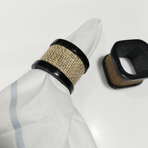 Anillo para Servilletas de Resina Moderno con Inserto de Fibra Natural Tejida, Decoración de Mesa Rústica y Contemporánea para Cenas y Fiestas - Product Image 4
