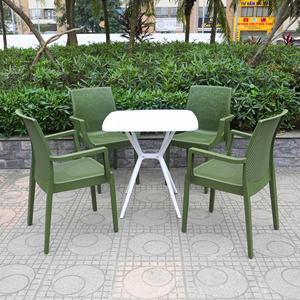 Chaise en plastique moulé massif vert armée avec design moderne pour jardin et extérieur - Confortable, imperméable, durable - Product Image 1