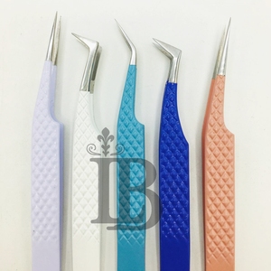 Pinces à cils professionnelles personnalisables avec revêtement coloré, offre exceptionnelle, antidérapantes, faites à la main, testées, ensemble de pinces à bon prix - Product Image 4