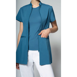 Uniforme de Barbería/Salón, Túnica Unisex de Algodón de Alta Calidad, Colores y Tallas Personalizables para Hoteles y Salones - Product Image 5