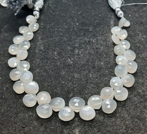 Natural Grey Moonstone Faceted Heart Beads For Jewelry Making 7-8MM Grey Moonstone Faceted Gemstone Heart Shape Beads Wholesaler - Product Image 5