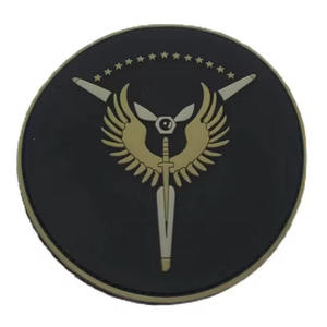 Logo en caoutchouc PVC de forme personnalisée pour la promotion de la marque d'entreprise, patch en caoutchouc haute densité pour un branding professionnel - Product Image 4