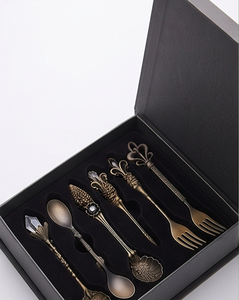 Elegante Juego de Cubiertos de Acero Inoxidable con Formas Únicas, Vajilla Plateada para Restaurantes, Artículos de Mesa para Comedor - Product Image 6