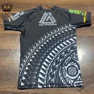 Vente en gros OEM BJJ MMA Rash Guard Premium Noir Multicolore Manches Courtes - Product Image 3